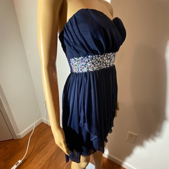 Sequin Hearts Navy Prom Dress Size 5 - Picture 8 of 9